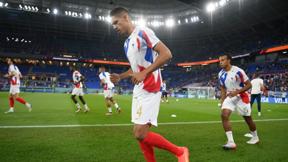 Mondial: la France avec Varane et Kound&eacute; contre le Danemark