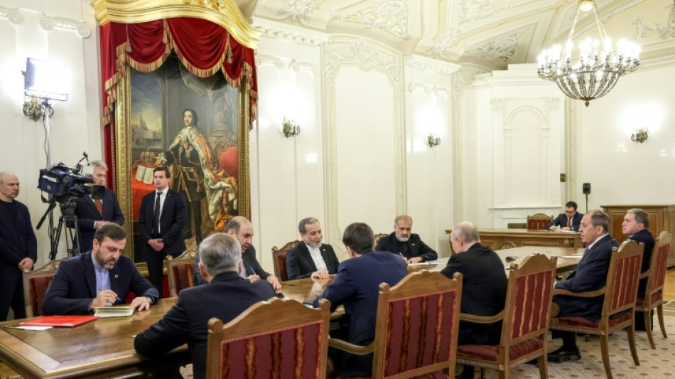 El canciller iran&iacute; se re&uacute;ne con Putin tras el colapso de las negociaciones en Pakist&aacute;n