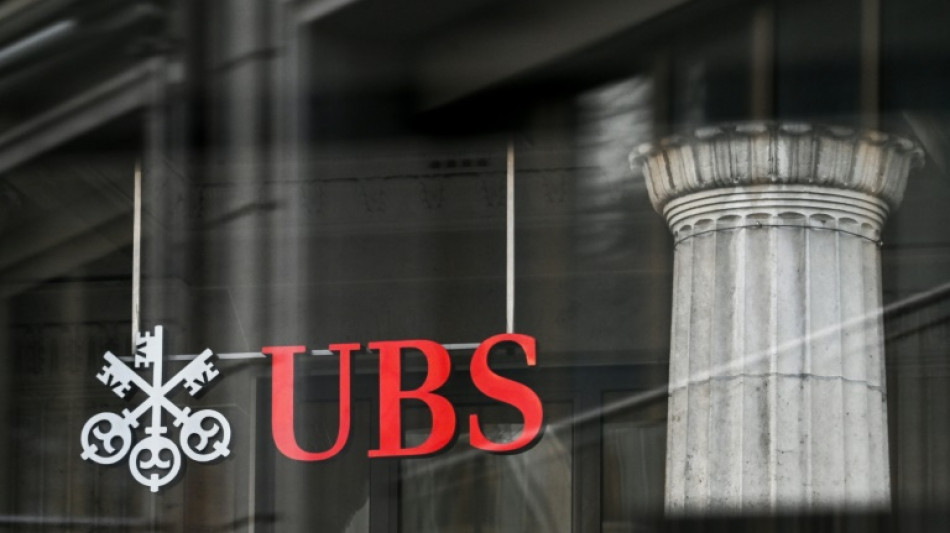 UBS renoue avec les b&eacute;n&eacute;fices apr&egrave;s deux trimestres dans le rouge