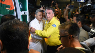Bolsonaro se somete a cirugía en Brasilia por una oclusión intestinal