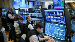 Wall Street cl&ocirc;ture mitig&eacute;e, entre repli du p&eacute;trole et faiblesse des puces &eacute;lectroniques