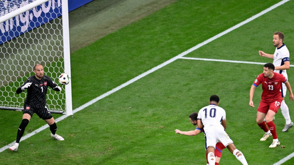 "Kopfballungeheuer" Bellingham f&uuml;hrt England zum Auftaktsieg