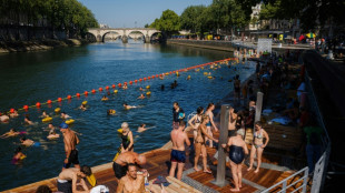 Quase 100 mil banhistas aproveitaram o Rio Sena neste verão em Paris