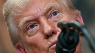 Trump assina decreto que eleva tarifas a produtos de dezenas de países