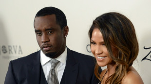 'Ele controlava a minha vida', diz ex-namorada no julgamento de P.Diddy