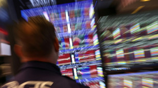 Wall Street avanza a pesar del riesgo de bloqueo presupuestario en EEUU