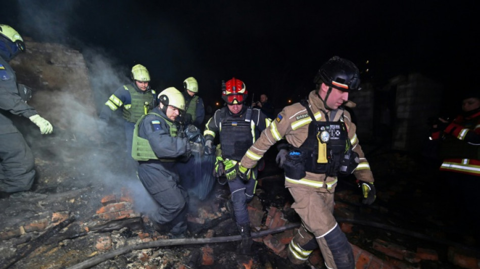 Cuatro muertos y más de 30 heridos por ataques rusos en el noreste de Ucrania
