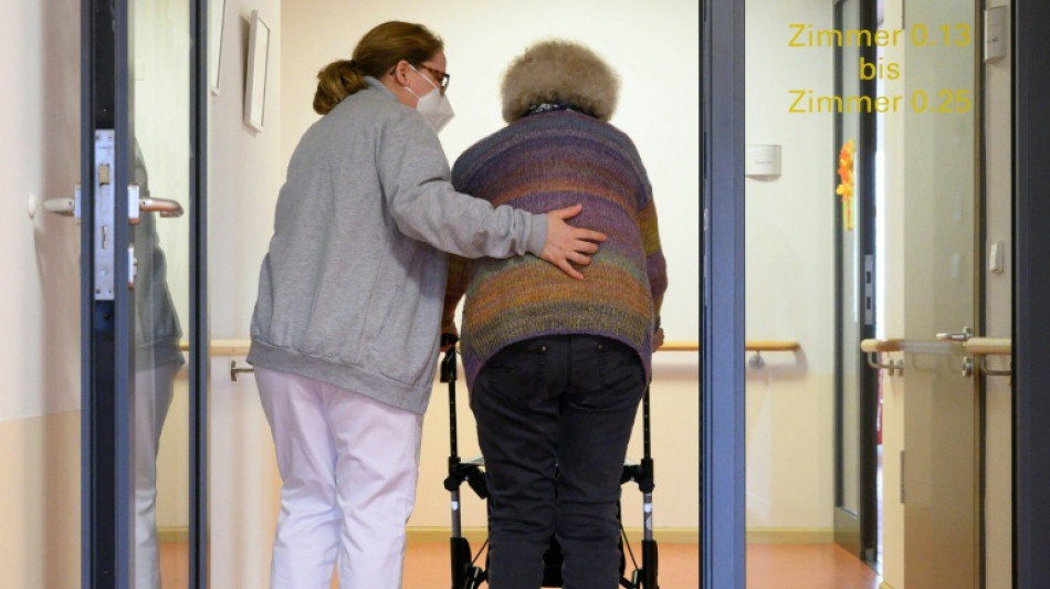 Linke fordert bei Pflege und Rente einheitliche Versicherungen