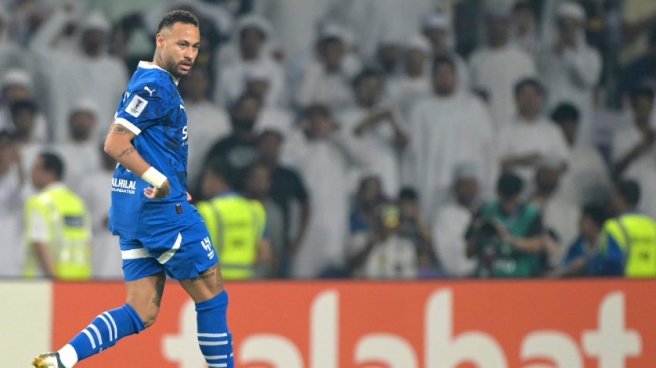 Neymar ficar&aacute; entre 4 e 6 semanas afastado devido a les&atilde;o na coxa