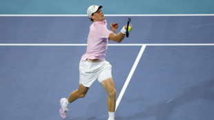 Sinner downs Michelsen to reach Miami Open quarter-finals