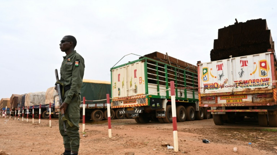 Regime militar do N&iacute;ger expulsa embaixador da Fran&ccedil;a