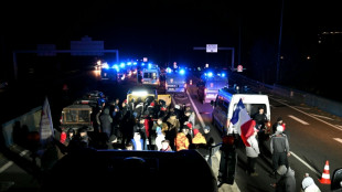 Dermatose: Lecornu demande d'acc&eacute;l&eacute;rer la vaccination, va recevoir les syndicats agricoles