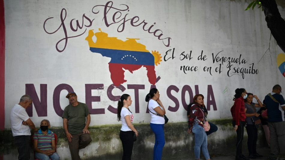 Venezuela realiza com 'sucesso' simula&ccedil;&atilde;o de referendo por regi&atilde;o disputada com Guiana