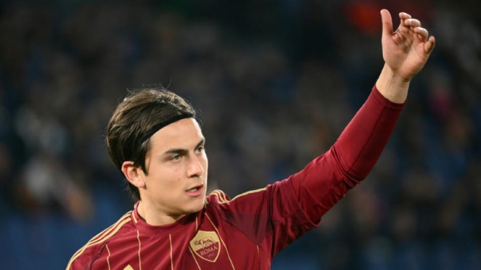 Roma's Dybala undergoes surgery on thigh injury