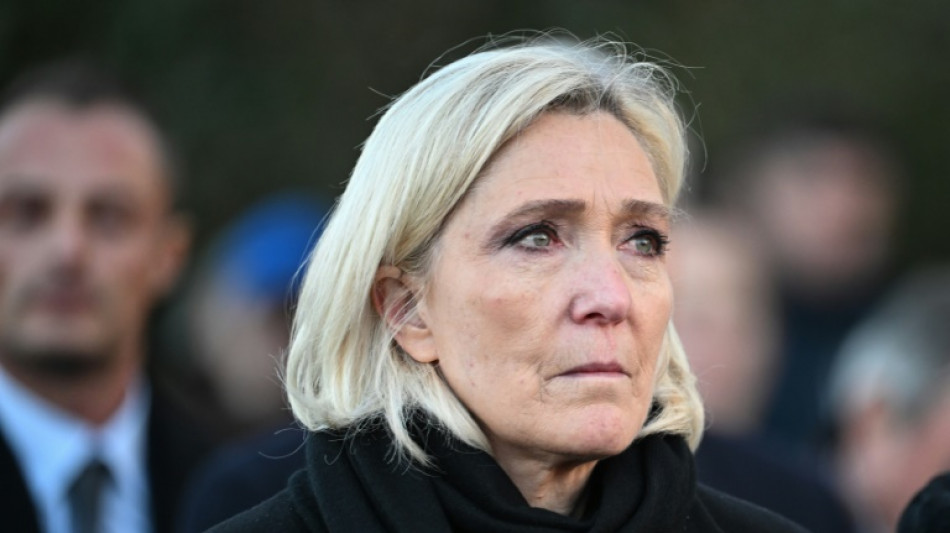 Marine Le Pen dice que "nunca" se perdonar&aacute; haber excluido a su padre de su partido de ultraderecha