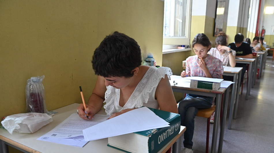 Maturit&agrave;: on line le commissione d'esame, 526mila i maturandi