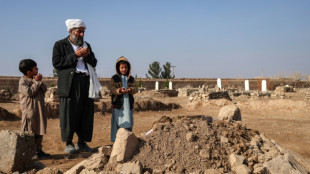 A perigosa jornada de jovens afeg&atilde;os em busca de uma vida melhor