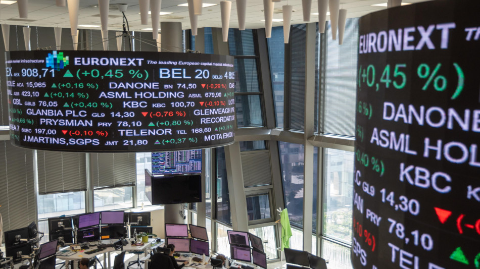 Borsa: l'Europa in avvio &egrave; contrastata, Parigi -0,04%