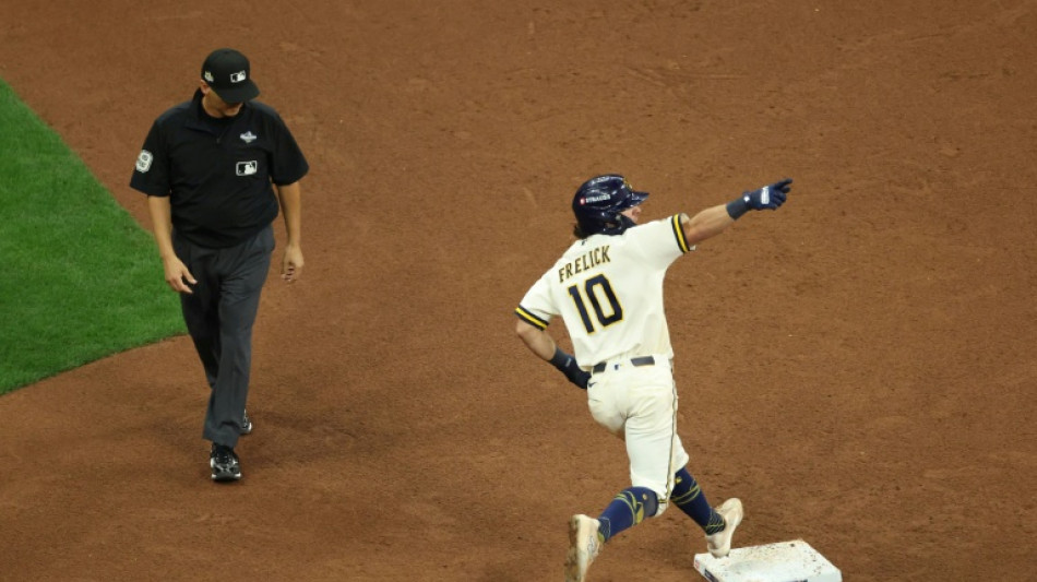 Comeback kings Brewers down Rays to take 2-0 World Series lead