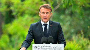 Macron se recusa a nomear governo de esquerda e prolonga consultas pol&iacute;ticas na Fran&ccedil;a