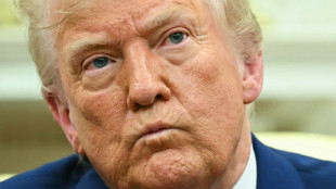 Trump afirma que EEUU mantiene conversaciones directas con Irán sobre su programa nuclear