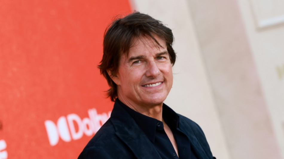 Tom Cruise se olvida de los h&eacute;roes de acci&oacute;n en la s&aacute;tira ecol&oacute;gica "Digger"