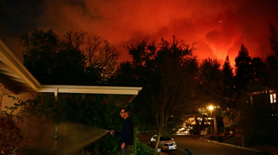 Los Angeles fire evacuees face price gouging 