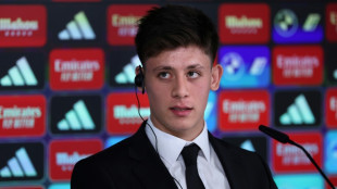 Turco Arda G&uuml;ler abandona pr&eacute;-temporada do Madrid com les&atilde;o no menisco