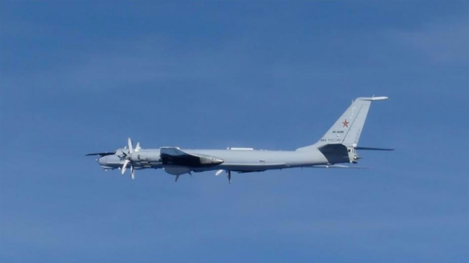 Jap&atilde;o mobiliza ca&ccedil;as por presen&ccedil;a de avi&otilde;es russos perto do arquip&eacute;lago