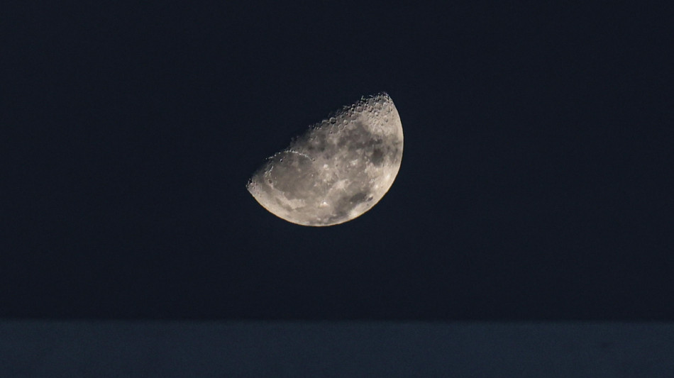 Asi, 'saranno due gli astronauti italiani sulla Luna'