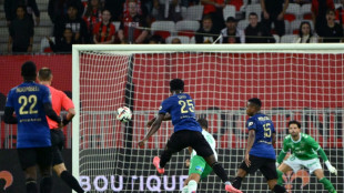 Nice comemora 120 anos com goleada hist&oacute;rica sobre Saint-Etienne