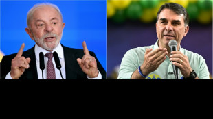 Flavio Bolsonaro leads Lula in partial Brazil poll results