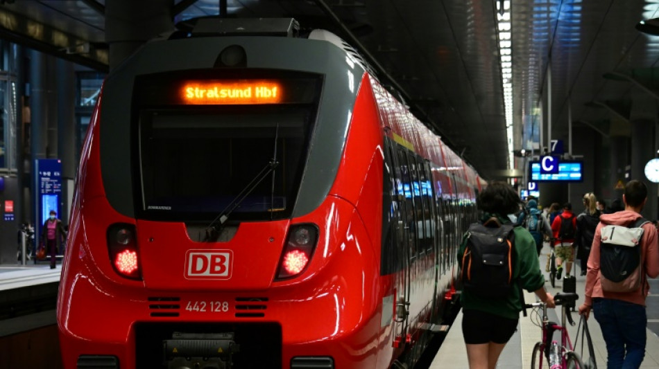 Landkreistag kritisiert ungekl&auml;rte Fragen beim Deutschlandticket