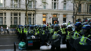 La policía de Londres, cuestionada de nuevo por comportamientos racistas y misóginos