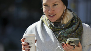 Amantes del café en Nueva York enfrentan vertiginoso aumento de precios