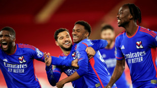 Com gol de Jeffinho, Lyon vence Monaco sai da lanterna do Franc&ecirc;s