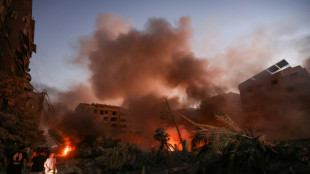 Novos bombardeios israelenses no L&iacute;bano deixam mais de 100 mortos
