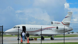 Maduro brinca e diz que queria ir ao debate nos EUA, mas que lhe 'roubaram o avi&atilde;o'