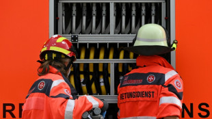 Gro&szlig;fl&auml;chige &Uuml;berschwemmung nach Rohrbruch in Berlin - mehrere Geb&auml;ude evakuiert