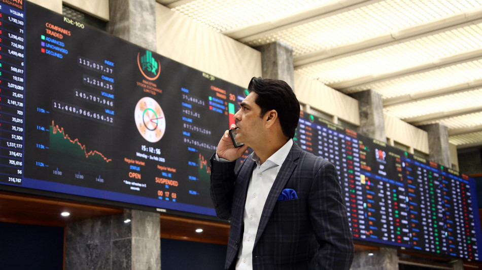 Borsa: Asia in rialzo dopo la fine dello shutdown in Usa