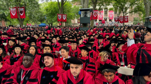 Trump quer limitar período de permanência de estudantes e jornalistas