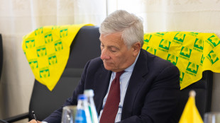 Tajani, 'contrari a tassa extraprofitti, ipotesi irreale'