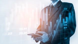 SayHello Debuts HelloDrew, "The Voice of Real Estate," at Inman Connect New York