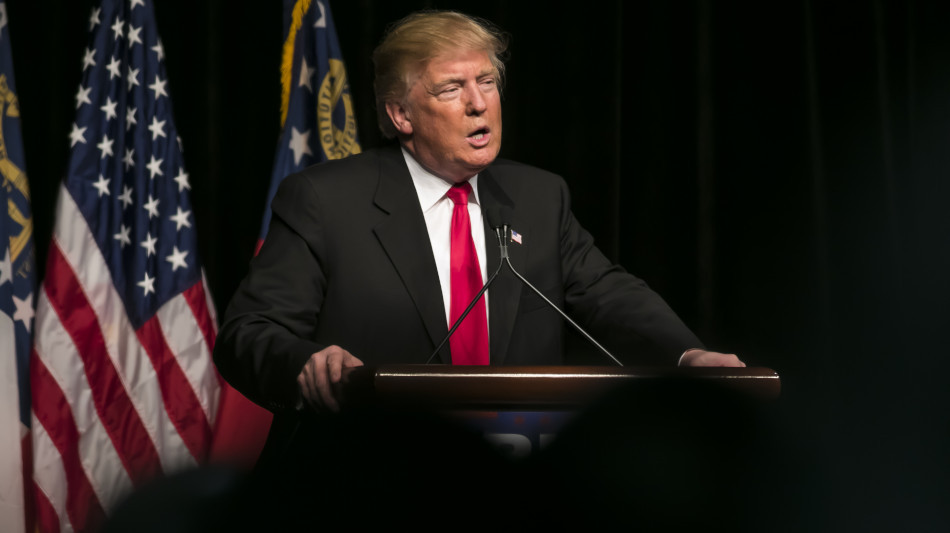 Chameneis Tod: Machtfrage